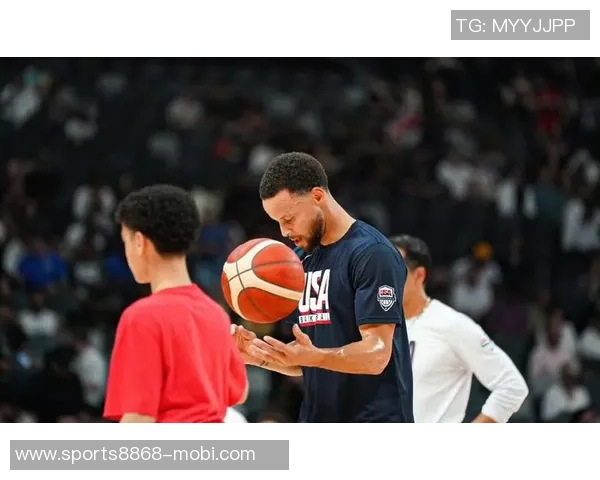 克莱首节火力全开9投5中三分球6投3中轻松斩获14分2篮板1助攻