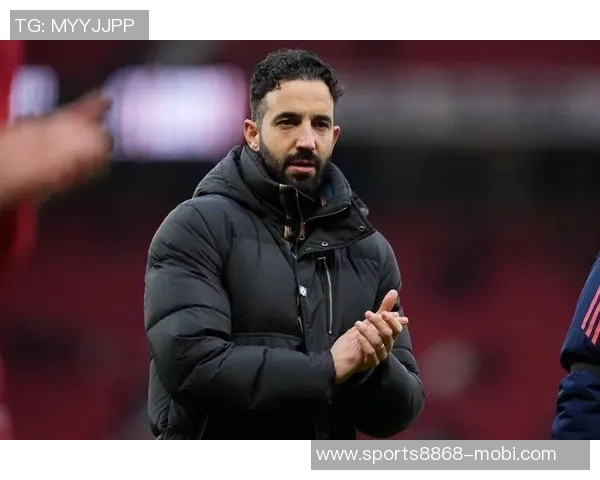 阿莫林强调乌加特在曼联需提升表现以适应新环境