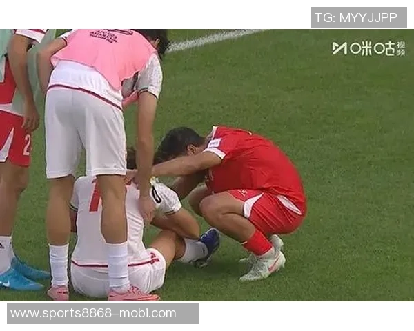 乌兹别克斯坦U23男足在对黎巴嫩的比赛中萨伊多夫第24分钟补射得分领先1-0 乌兹别克斯坦U23男足在对黎巴嫩的比赛中萨伊多夫第24分钟补射得分领先1-0